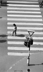 Magyarország, Budapest VI., gyalogátkelőhely a Kodály körönd - Andrássy út (Népköztársaság útja) találkozásánál., 1979, Kriss Géza, Budapest, Fortepan #192454