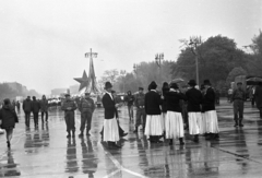 Magyarország, Budapest XIV., Ötvenhatosok tere (Felvonulási tér), május 1-i felvonulás., 1974, Kriss Géza, Budapest, Fortepan #193246