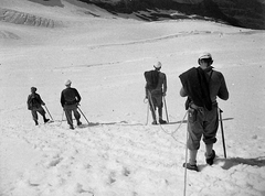 1925, Fortepan, free time, winter, snow, excursion, men, hillside, Mountaineering, rope, Fortepan #1933