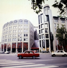 Magyarország, Budapest V., Bajcsy-Zsilinszky út 12-14. irodaház a József Attila utca sarkon., 1989, Gábor Viktor, Finta József-terv, Budapest, Fortepan #193603