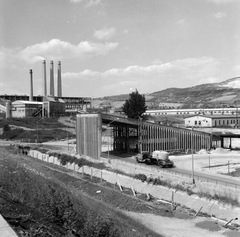 Magyarország, Vác, Dunai Cement Művek (később Duna-Dráva Cement Kft. Váci Gyára)., 1965, Gábor Viktor, gyártelep, Csepel-márka, gyár, gyárkémény, Fortepan #193632