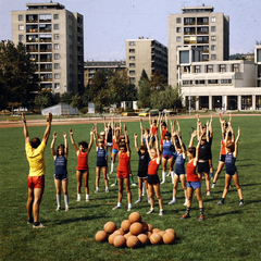 Magyarország, Budapest XI., Bogdánfy utca, BEAC sporttelep., 1986, Gábor Viktor, Budapest, színes, Lágymányosi lakótelep, Fortepan #193650