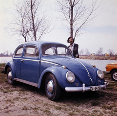 Magyarország, Gábor Viktor fotóriporter., 1970, Gábor Viktor, színes, Volkswagen-márka, rendszám, Volkswagen Bogár, Fortepan #193667