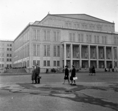 Germany, Leipzig, Augustusplatz (Karl-Marx-Platz), szemben az Operaház., 1965, Gábor Viktor, GDR, Fortepan #193917