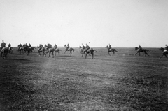 1918, Lencse Zoltán, első világháború, ló, katonaság, mező, front, sokaság, lovaglás, Fortepan #19405