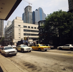 Amerikai Egyesült Államok, Illinois állam, Chicago, a N Wabash Avenue az E Ohio Street és az E Ontario Street között., 1990, Gábor Viktor, Fortepan #194141