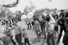 Magyarország, Budapest XIV., Ötvenhatosok tere (Felvonulási tér), május 1-i felvonulás., 1975, Gábor Viktor, Budapest, Fortepan #194182