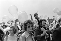 Magyarország, Budapest XIV.,Budapest VII., Ötvenhatosok tere (Felvonulási tér), május 1-i felvonulás. Háttérben a Dózsa György út épületei., 1978, Gábor Viktor, Budapest, Fortepan #194485