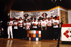 Magyarország, Budapest V., Vigadó, a Rubik-kocka világbajnokság eredményhirdetése 1982 június 5-én., 1982, Gábor Viktor, színes, Budapest, Rubik-kocka, Fortepan #194502