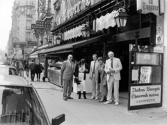 Franciaország, Párizs, Rue de Vaugirard 286., a Rue de l'Abbé Groult kereszteződése felé nézve., 1981, Gábor Viktor, Fortepan #194554