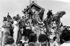 Magyarország, Budapest XIV., Hősök tere, az erdélyi falurombolás elleni tüntetés 1988. június 27-én., 1988, Gábor Viktor, tüntetés, Budapest, rendszerváltás, Fortepan #194577