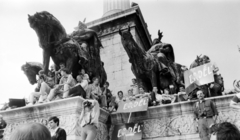 Magyarország, Budapest XIV., Hősök tere, az erdélyi falurombolás elleni tüntetés 1988. június 27-én., 1988, Gábor Viktor, tüntetés, Budapest, rendszerváltás, Fortepan #194580