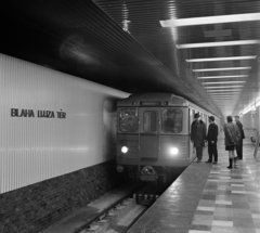 Magyarország, Budapest VIII., Blaha Lujza tér, metróállomás., 1970, Bojár Sándor, Budapest, Fortepan #195113