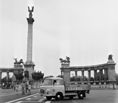 Hungary, Budapest XIV., Hősök tere, Millenniumi emlékmű., 1971, Bojár Sándor, Budapest, Fortepan #195122