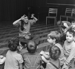 Magyarország, Budapest XI., Fehérvári út 47., Fővárosi Művelődési Ház (FMH). Kokas Klára zenepedagógus és zenepszichológus., 1975, Bojár Sándor, Budapest, Fortepan #195323