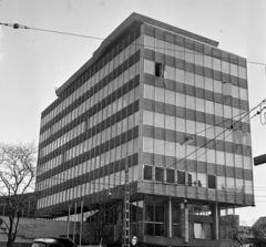 Magyarország, Budapest XIV., Thököly út 97-101., a Pest Megyei Bíróság épülete., 1973, Bojár Sándor, Budapest, Fortepan #195355