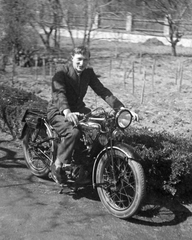 Puch 500 típusú osztrák gyártmányú motorkerékpár., 1936, Fortepan, közlekedés, osztrák gyártmány, Puch-márka, motorkerékpár, Puch 500, Fortepan #19538