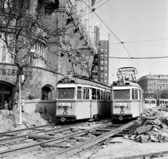 Magyarország, Budapest VI.,Budapest VII., Károly (Tanács) körút a Deák Ferenc tér felől nézve, balra az Anker-ház., 1974, Bojár Sándor, Budapest, Fortepan #195387