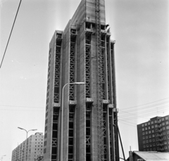 Magyarország, Újpalota, Budapest XV., Nyírpalota (Hevesi Gyula) út 71., a víztoronyház építkezése., 1974, Bojár Sándor, Budapest, Fortepan #195430