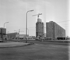 Magyarország, Újpalota, Budapest XV., Zsókavár utca a Fő tér és a Nyírpalota (Hevesi Gyula) út felé nézve., 1974, Bojár Sándor, Budapest, Fortepan #195431