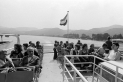 Magyarország, Dömös, kilátás a Zebegény felé tartó Hunyadi motoroshajó fedélzetéről., 1979, Bojár Sándor, Fortepan #195602