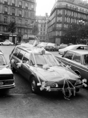 Franciaország, Párizs, Place Saint-Augustin, szemben a Rue de Rigny., 1973, Bojár Sándor, Citroen CX, Fortepan #195881