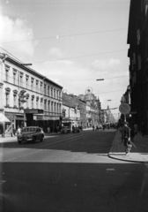 Lengyelország, Łódź, ulica Piotrkowska az ulica Stanisława Moniuszki felől az ulica Sierpnia felé nézve., 1964, Szűcs Lóránd, Fortepan #196367