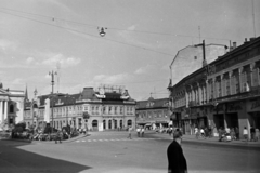 Románia,Erdély, Nagyvárad, Bémer tér (Piata Regele Ferdinand I) a Szent László híd felől, a kép bal szélén a Szigligeti Színház látszik., 1968, Szűcs Lóránd, utcakép, járókelő, épület, Fortepan #196443