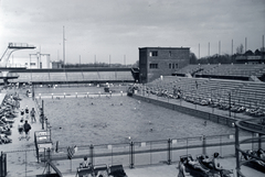 Hungary, Margit Islands, Budapest, Hajós Alfréd Nemzeti Sportuszoda., 1938, Martin Kornél, auditorium, swimming pool, Fortepan #196796