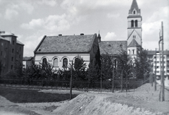 Magyarország, Budapest XI., Károli Gáspár tér a Bocskai (Lenke) út felé nézve, szemben a Kelenföldi Evangélikus Egyházközség temploma., 1937, Martin Kornél, Budapest, templom, Fortepan #196809