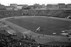 Magyarország, Népstadion, Budapest XIV., az 0TSB meghívásos atlétikai versenye a Magyarország - Anglia (7:1) válogatott labdarúgó-mérkőzés előtt, 1954. május 23-án., 1954, Martin Kornél, Budapest, nézőtér, futballpálya, Fortepan #196892