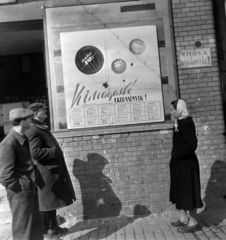 Magyarország, Budapest X., Maglódi út 6., Növényolaj és Szappangyár., 1955, Keveházi János, Budapest, felirat, munkaverseny, dicsőségtábla, Fortepan #197151