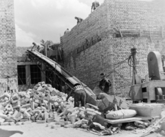 1957, Keveházi János, conveyor belt, construction, brick, Fortepan #197498