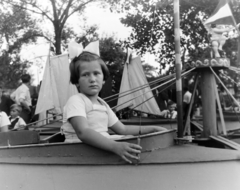 1957, Keveházi János, girl, ribbon, toy ship, carousel, Fortepan #197557