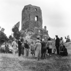 Magyarország, Csesznek, Vár., 1959, Keveházi János, várrom, Fortepan #197737