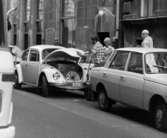 Magyarország, Budapest VIII., Rákóczi út - Csokonai utca sarok, Palace Hotel. A felvételen a Csokonai utcai oldal részlete látszik., 1978, Szalay Zoltán, rendszám, Budapest, Fortepan #198826