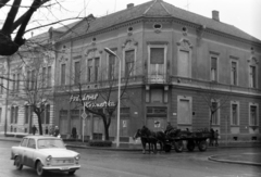 Magyarország, Zalaegerszeg, Rákóczi Ferenc utca, jobbra a Mártírok útja torkolata., 1974, Szalay Zoltán, Trabant 601, rendszám, Fortepan #198915