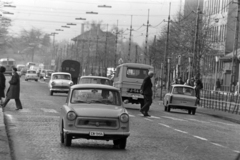 Magyarország, Budapest X., az Üllői út a Zágrábi köznél lévő gyalogátkelő felől a Ceglédi út felé nézve., 1973, Szalay Zoltán, Trabant 601, rendszám, Budapest, gyalogátkelő, Fortepan #198934