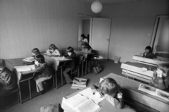 Hungary, Szeged, 1976, Szalay Zoltán, learning, school desk, classroom, Fortepan #199125