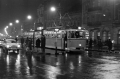 Magyarország, Debrecen, Piac utca (Vörös Hadsereg útja) a Petőfi tér felé nézve, szemben a Miklós (Dimitrov) utca és az Arany János utca közötti házak., 1968, Szalay Zoltán, Fortepan #199180