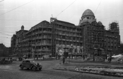 Magyarország, Budapest XI., Szent Gellért tér, Gellért Szálló, jobbra a Kelenhegyi út., 1956, Bauer Sándor, felsővezeték, Budapest, automobil, állvány, rendőrkalitka, Fortepan #199468