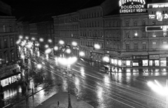 Magyarország, Budapest VI., Oktogon (November 7. tér)., 1959, Bernhardt, éjszaka, Budapest, neon lámpa, neon felirat, Fortepan #199693