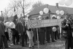 Hungary, Csongrád, május 1-i felvonulás résztvevői., 1980, Boris Tamás, 1st of May parade, Fortepan #199857