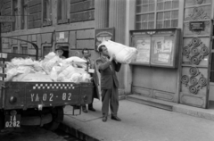 Magyarország, Budapest VI., Csengery utca 68., Közlekedési és Szállí­tási Dolgozók Szakszerveze­te, Közlekedési Klub (később Fáklya Klub). A kép forrását kérjük így adja meg: Fortepan / Budapest Főváros Levéltára. Levéltári jelzet: HU.BFL.XV.19.c.10, 1963, Budapest Főváros Levéltára / BRFK helyszínelési fényképei, BRFK Hivatala Bűnügyi Technikai Osztály, Budapest, Framo-márka, Fortepan #199951