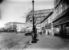 Magyarország, Budapest IX., Kálvin tér, távolban a Magyar Nemzeti Múzeum és az Első Pesti Hazai Takarékpénztár épülete., 1933, Balázs János, Budapest, Fortepan #200397