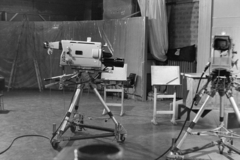 Hungary, Budapest V., MTV III. stúdiója a TV Híradó élő adásának helyszíne., 1975, Erős Péter, Budapest, television camera, broadcasting, television show, Fortepan #200470