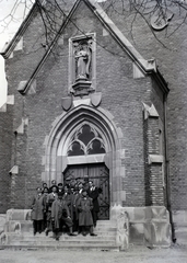 Magyarország, Sopron, Pozsonyi út 1., "Új" Szent Mihály temető ravatalozójának bejárata., 1930, Gara Andor, Fortepan #201243