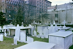 Amerikai Egyesült Államok, Pennsylvania állam, Philadelphia, 5. Street és Arch Street sarok, Christ Church Burial Ground., 1962, Gergely György, színes, Fortepan #201304