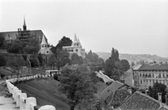 Magyarország, Budapest I., Hunyadi János út, szemben balra a Mátyás-templom és a Halászbástya., 1959, Handa család, Budapest, huszártorony, Fortepan #201539