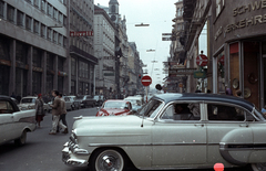 Austria, Vienna, Kärntner Strasse, a Stock im Eisen Platz felől, a Donnergasse kereszteződésénél., 1962, Jakab Antal, colorful, Fortepan #201718